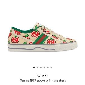 Gucci tennis shoes